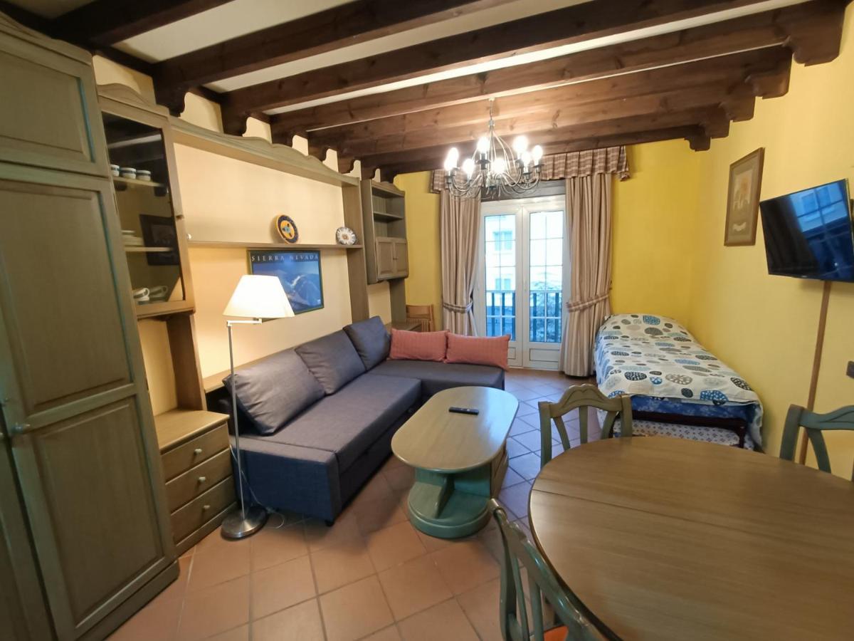 Loft Plaza Andalucia Erb Alojamientos سْييرا نيفادا المظهر الخارجي الصورة